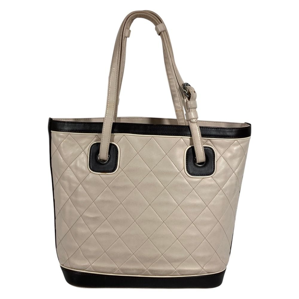 Chanel Shoulder Bag CC Logo Charm Leather Beige — view 2