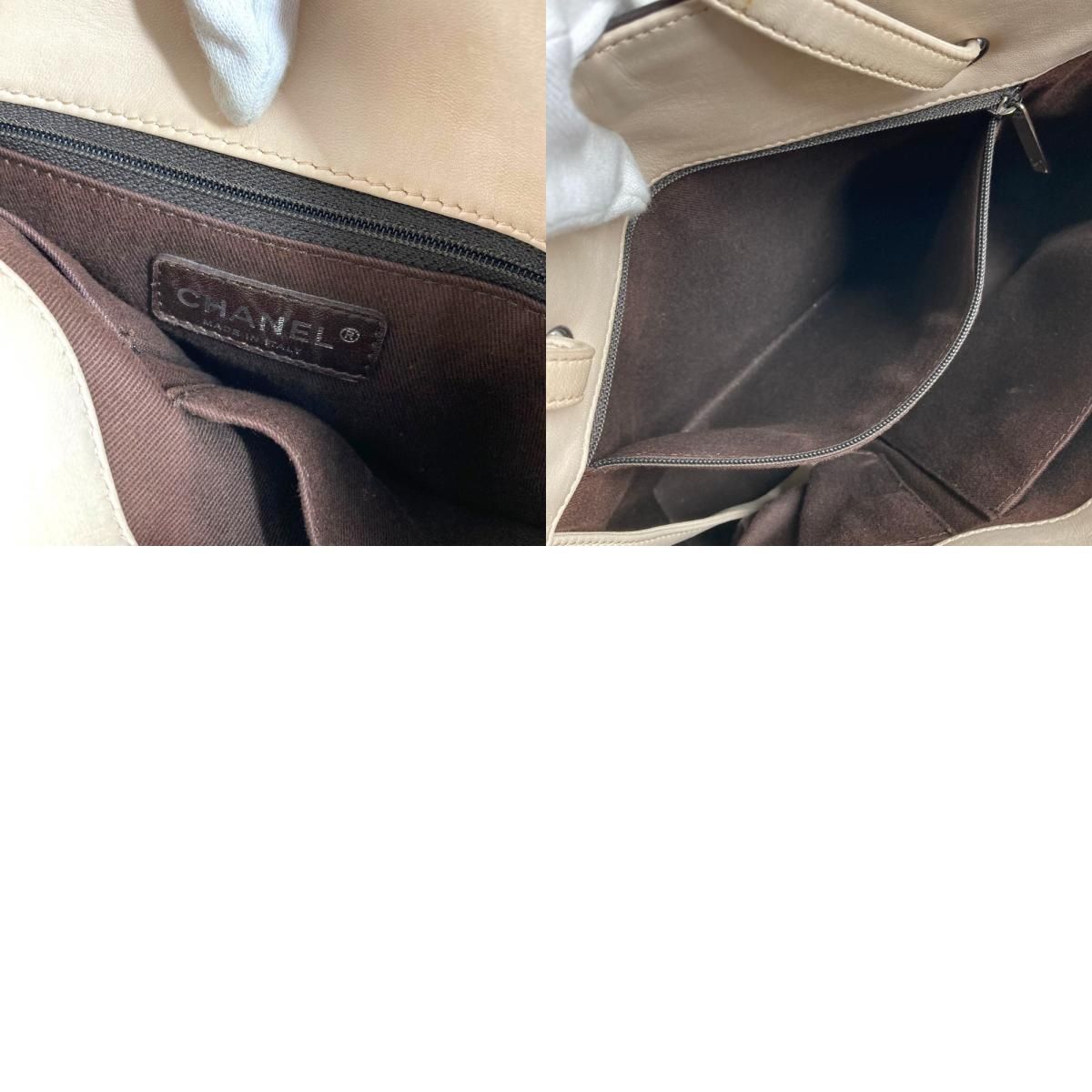 Chanel Shoulder Bag CC Logo Charm Leather Beige — view 9