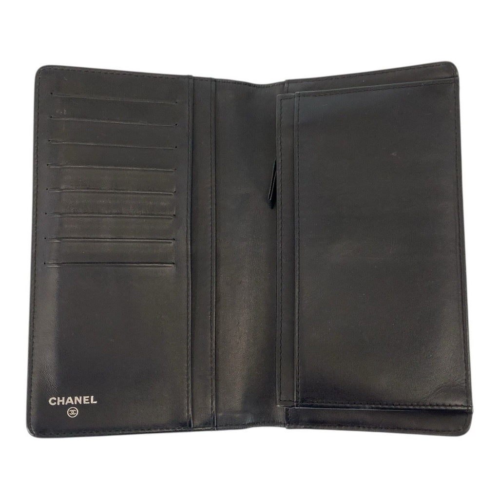 Chanel CC Logo Black Leather Wallet — view 4