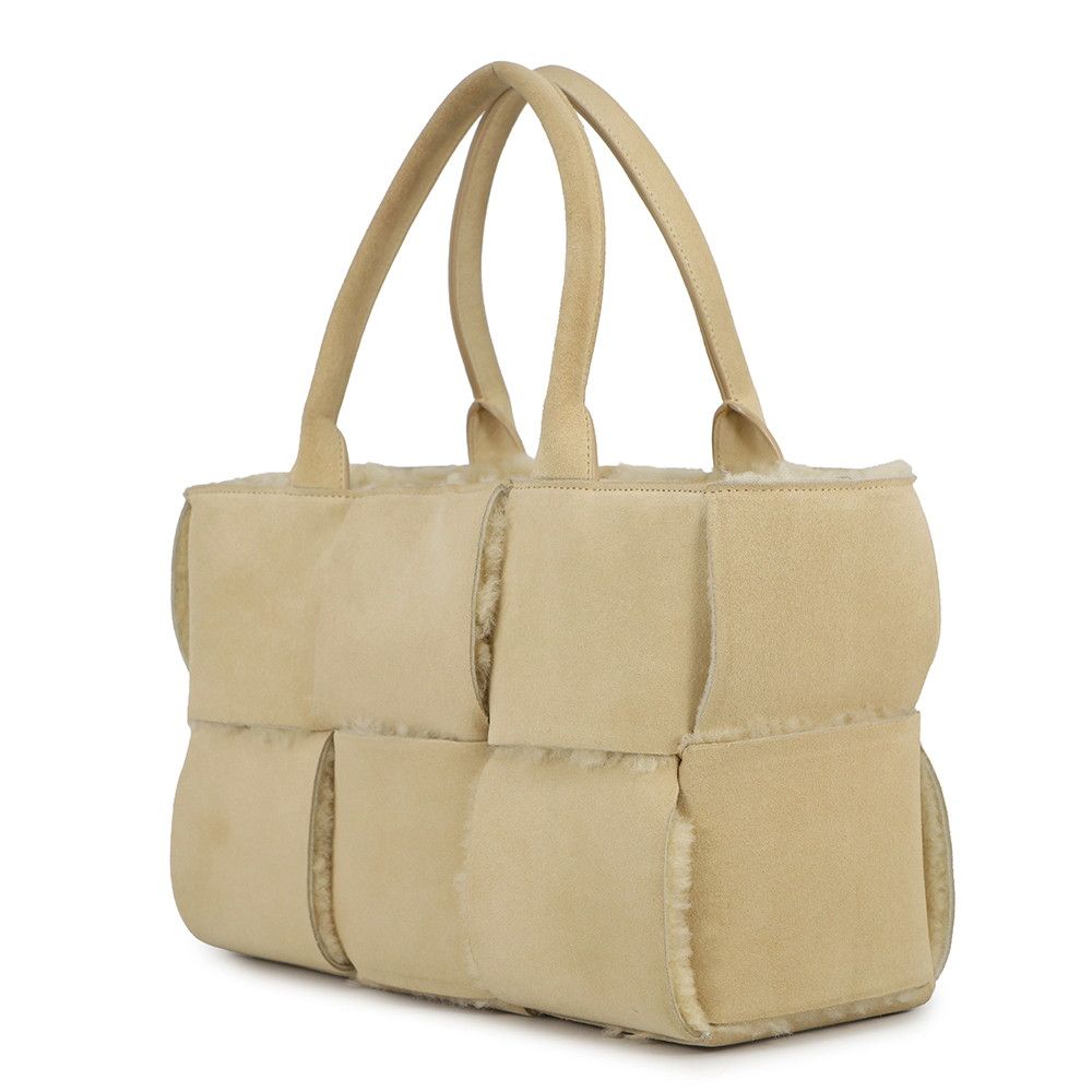 Bottega Veneta Handbag Arcotto Small Mouton — view 2