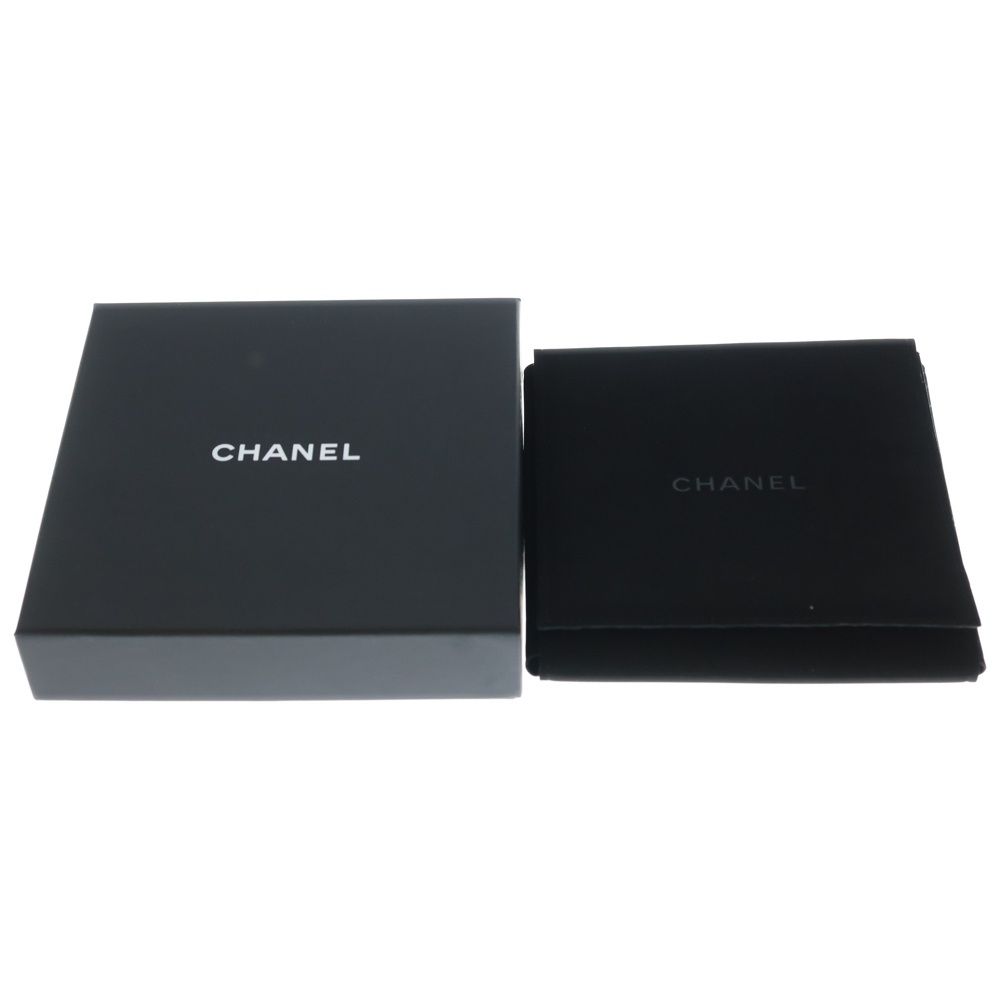 Chanel CC Logo Orb Ball Faux Pearl Necklace Pendant Chain Gold White — view 6