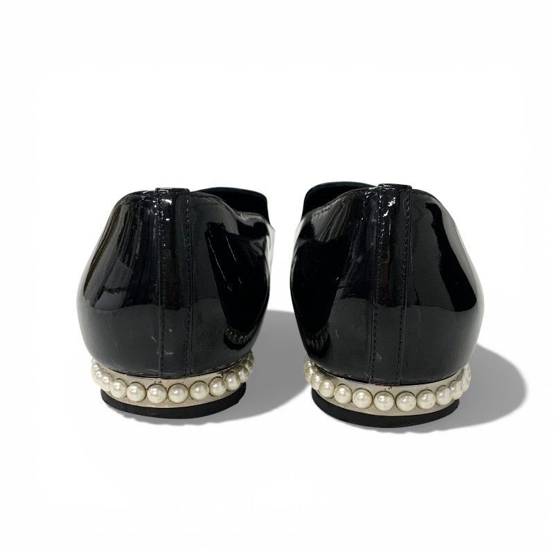 Chanel Flat Shoes Patent Black CC Logo Pearl Opera — view 5