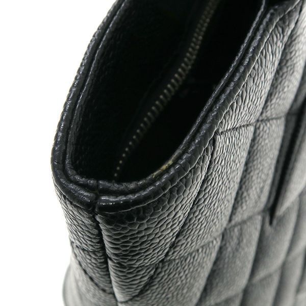 Chanel Medallion Tote Black — view 8