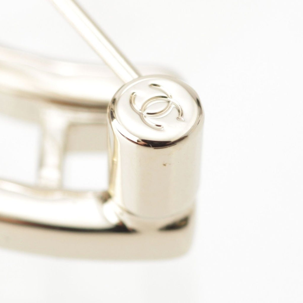 Chanel Pearl Rhinestone CC Logo Brooch Gold — view 8