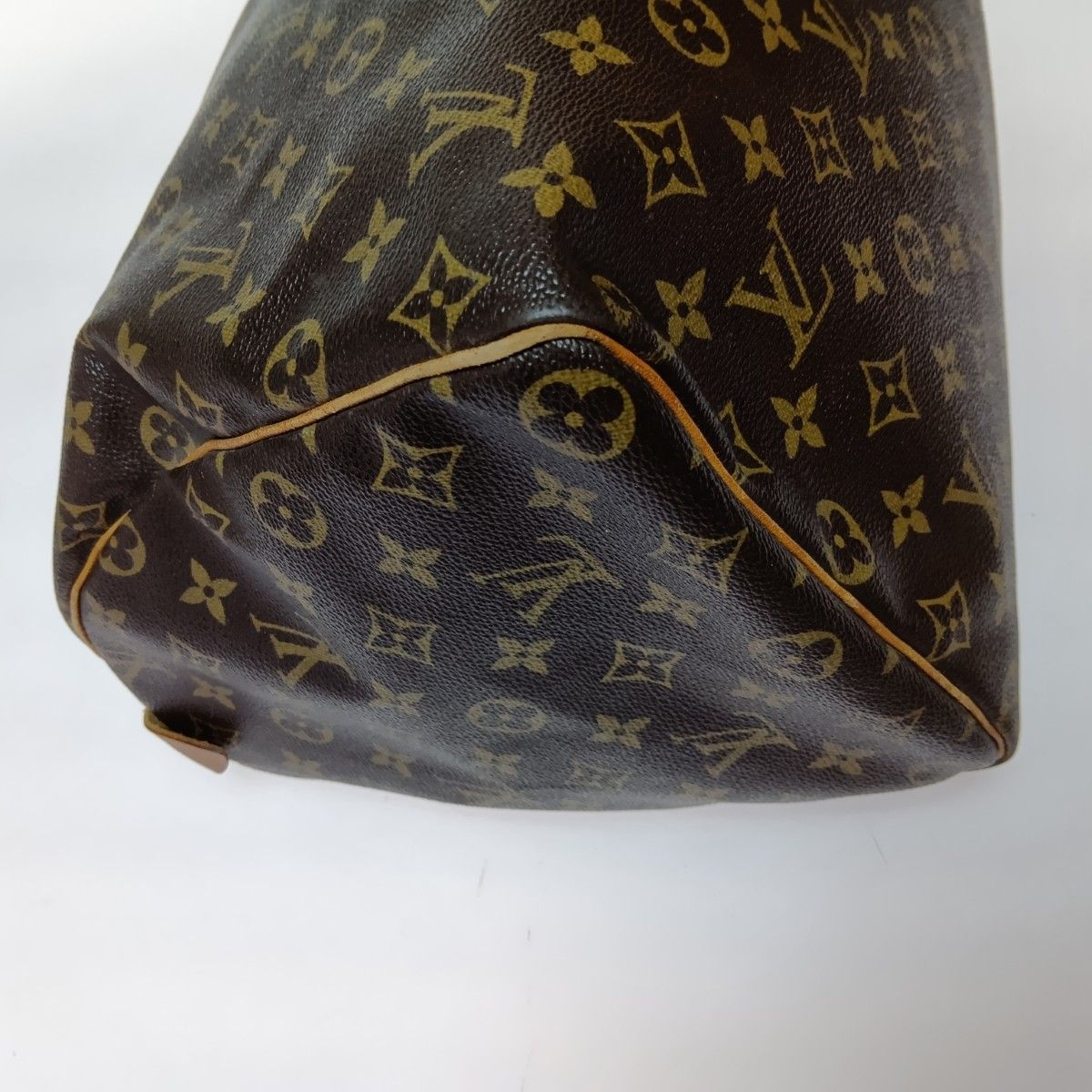 Louis Vuitton Monogram Speedy 40 Boston Bag Brown Zipper Torn on Handle — view 5