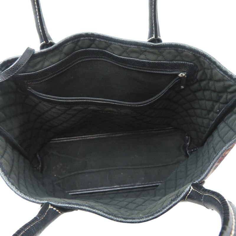 Chanel Tote Black — view 6