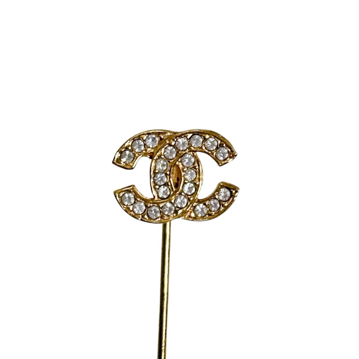 Chanel Rhinestone Pin Brooch CC Logo Gold — view 4