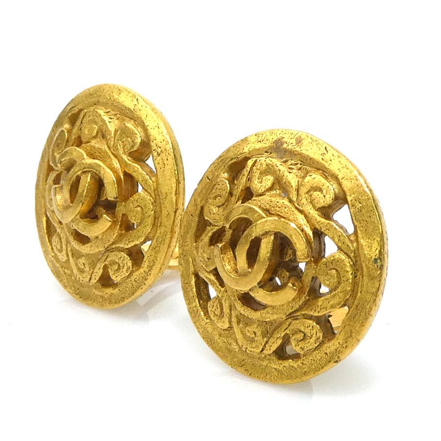 Chanel Earrings Gold — view 3