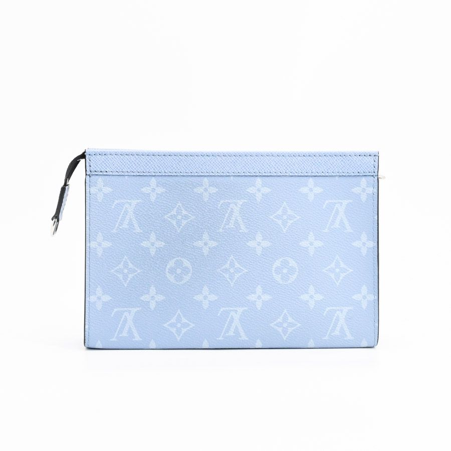 Louis Vuitton Shoulder Bag Gaston Wearable Wallet — view 3