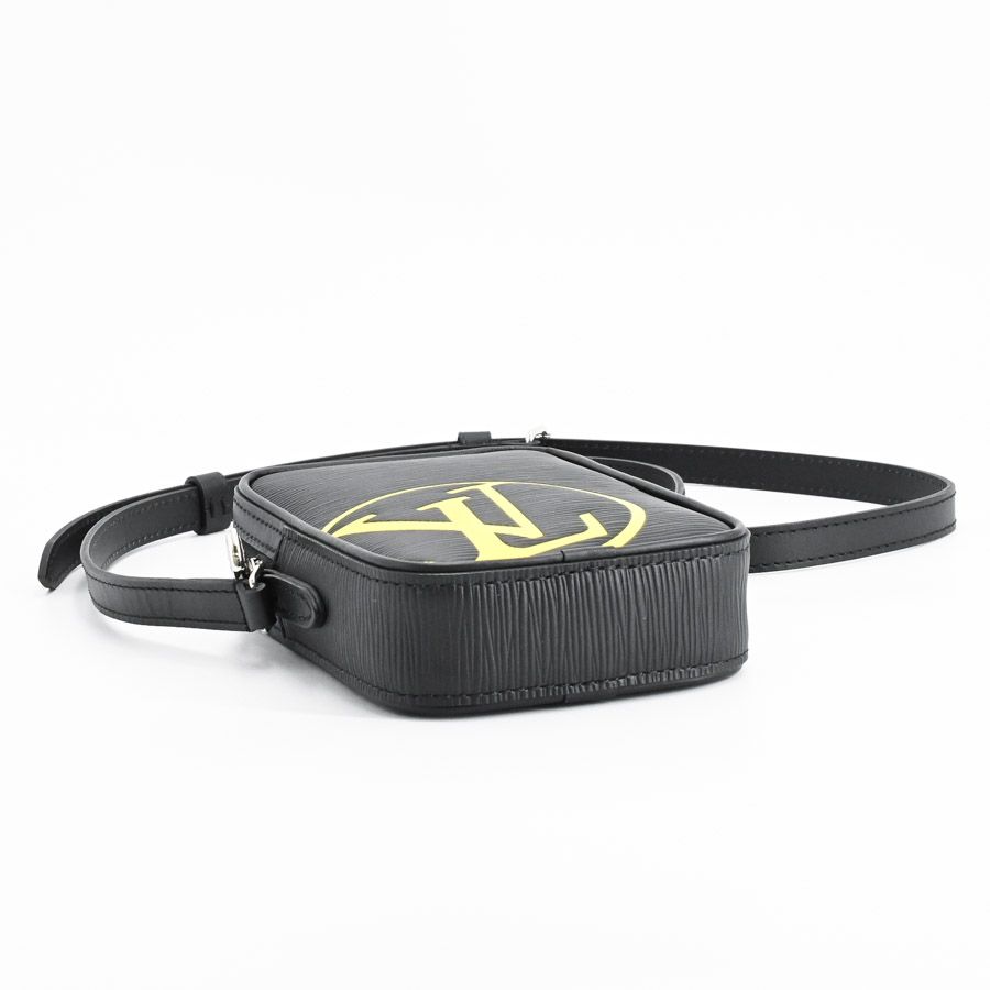 Louis Vuitton Shoulder Bag Danube PM — view 5