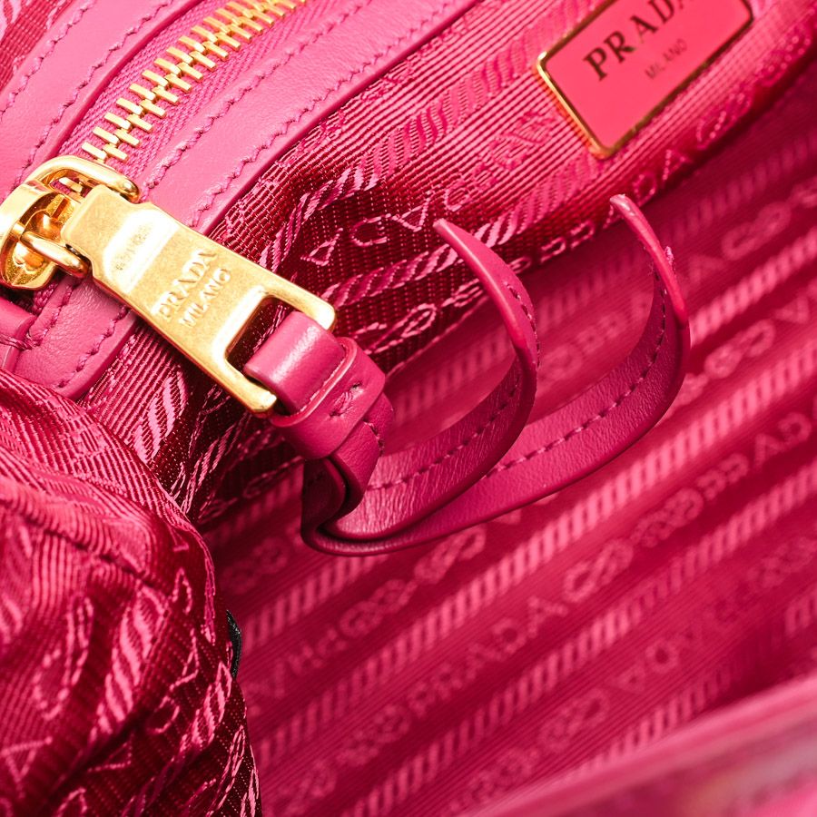 Prada Handbag Pink — view 9