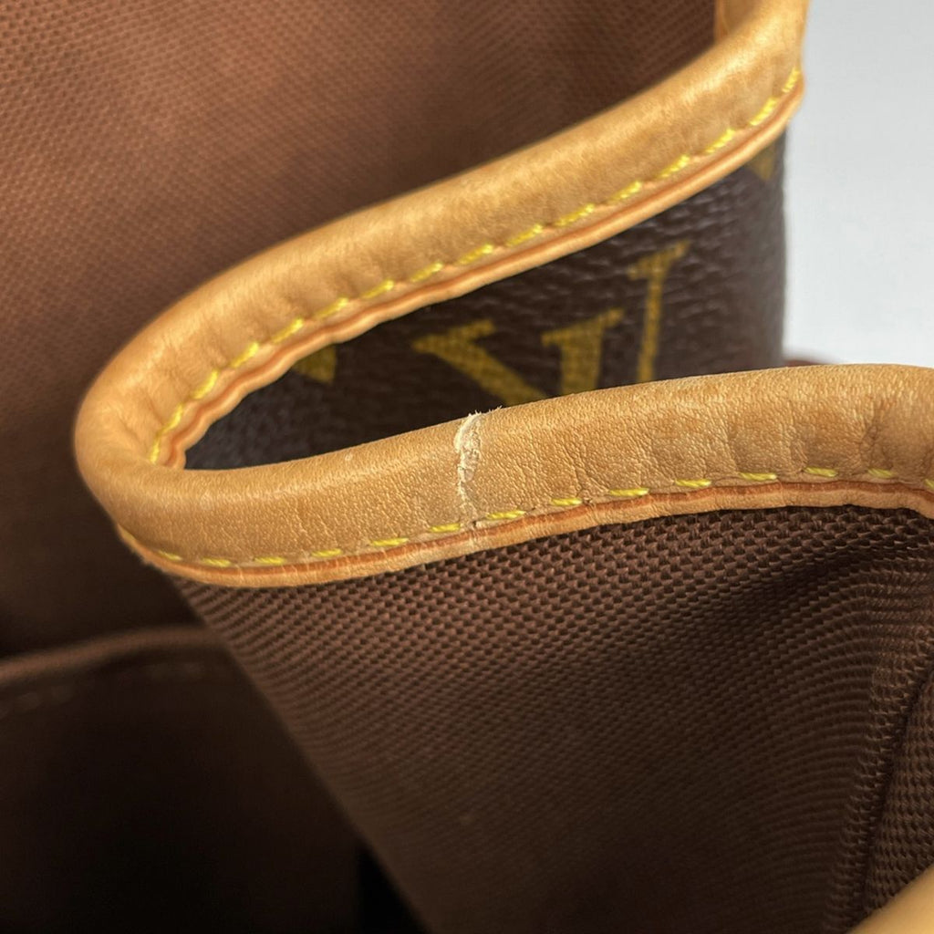 Louis Vuitton Batignolles Handbag Monogram Brown — view 6