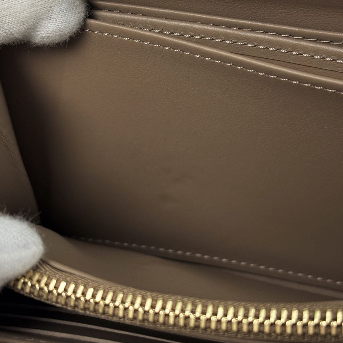 Louis Vuitton Zippy Wallet Coussin Embossed Monogram Leather Taupe — view 6