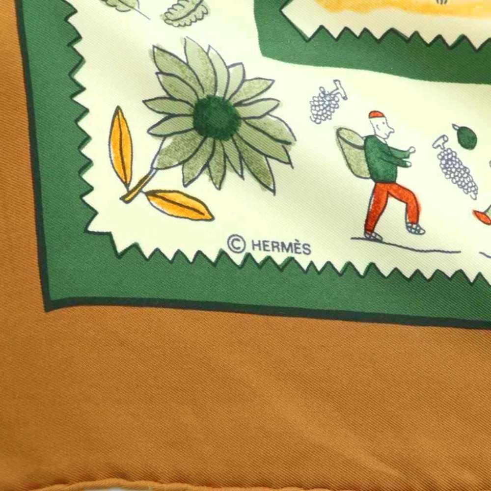 Hermes Carre 90 Retour a la Terre Return to Scarf Silk All Over Pattern Brown — view 7