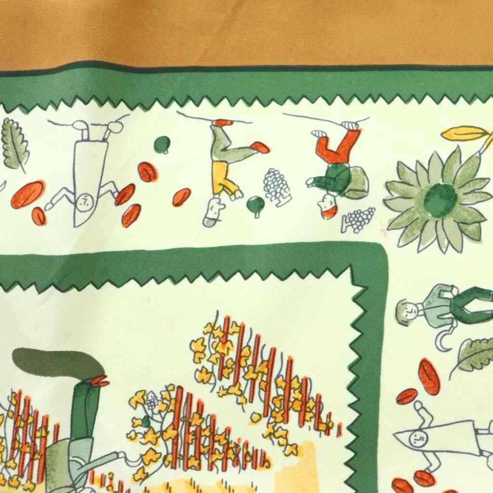 Hermes Carre 90 Retour a la Terre Return to Scarf Silk All Over Pattern Brown — view 8