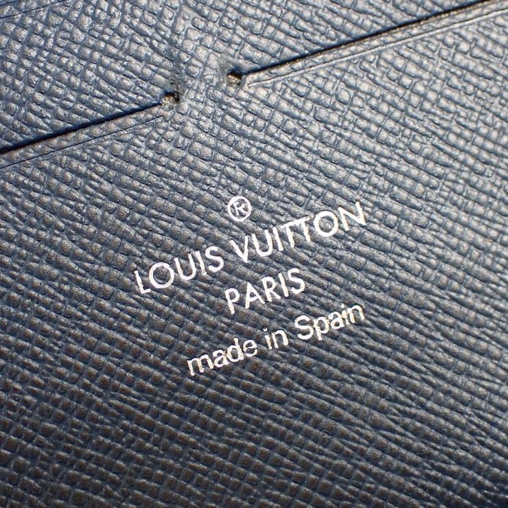 Louis Vuitton Wallet Zippy Organizer Blue Marine Taiga Zip Around Travel Case — view 8