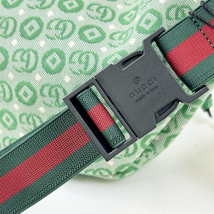 Gucci Waist Bag Children's Green Canvas Star GG Logo — view 6