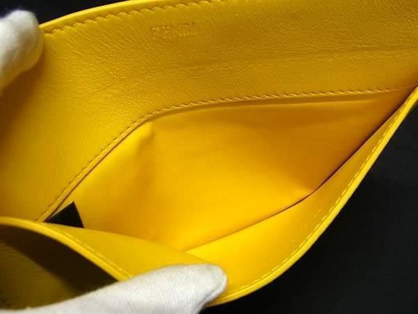 Fendi Bag Peekaboo Bag in Pocket Yellow Leather — view 3