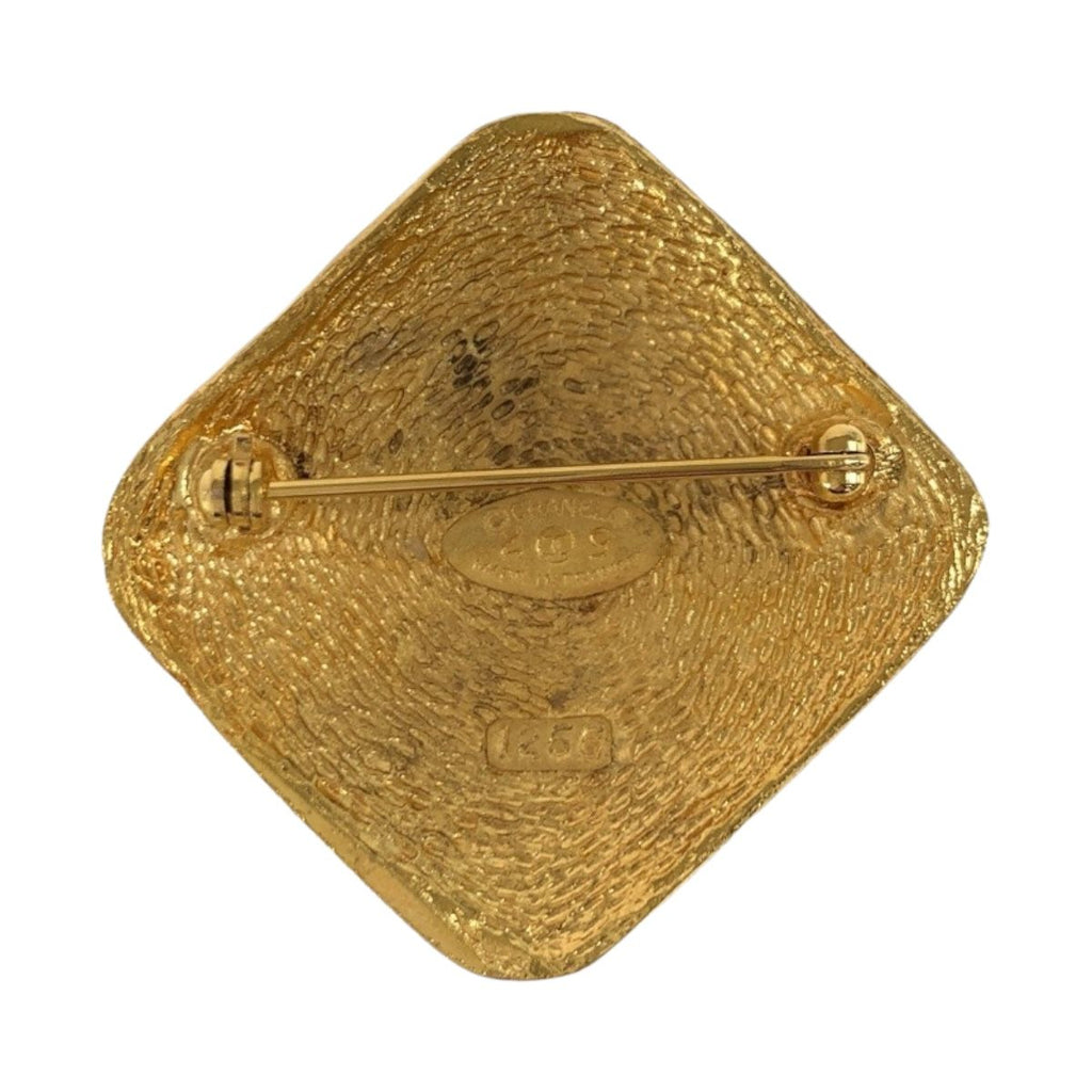 Chanel Vintage CC Logo Gold Plated Brooch 29 Engraved — view 2