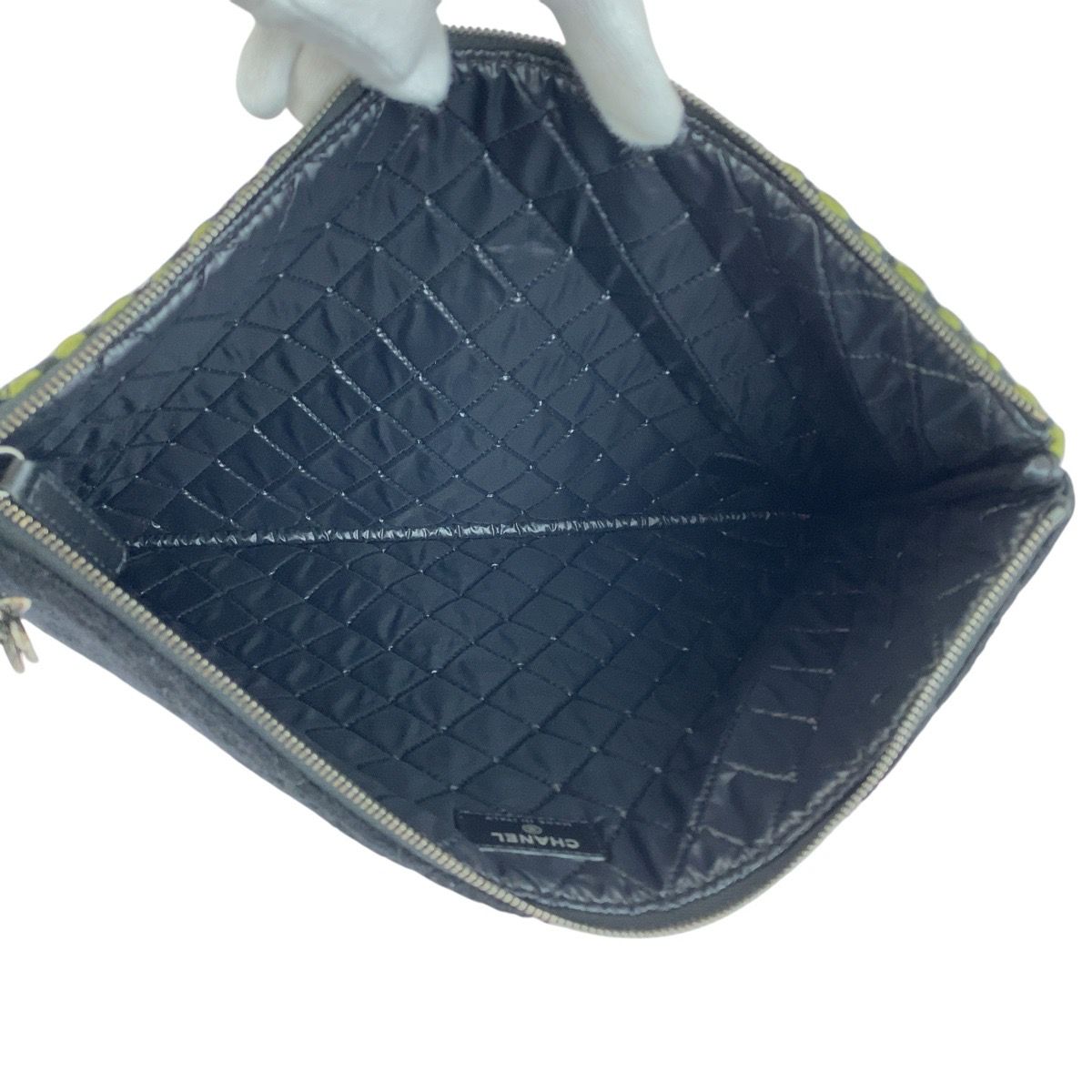 Chanel CC Logo Multicolor Black Silver Tweed Clutch — view 8