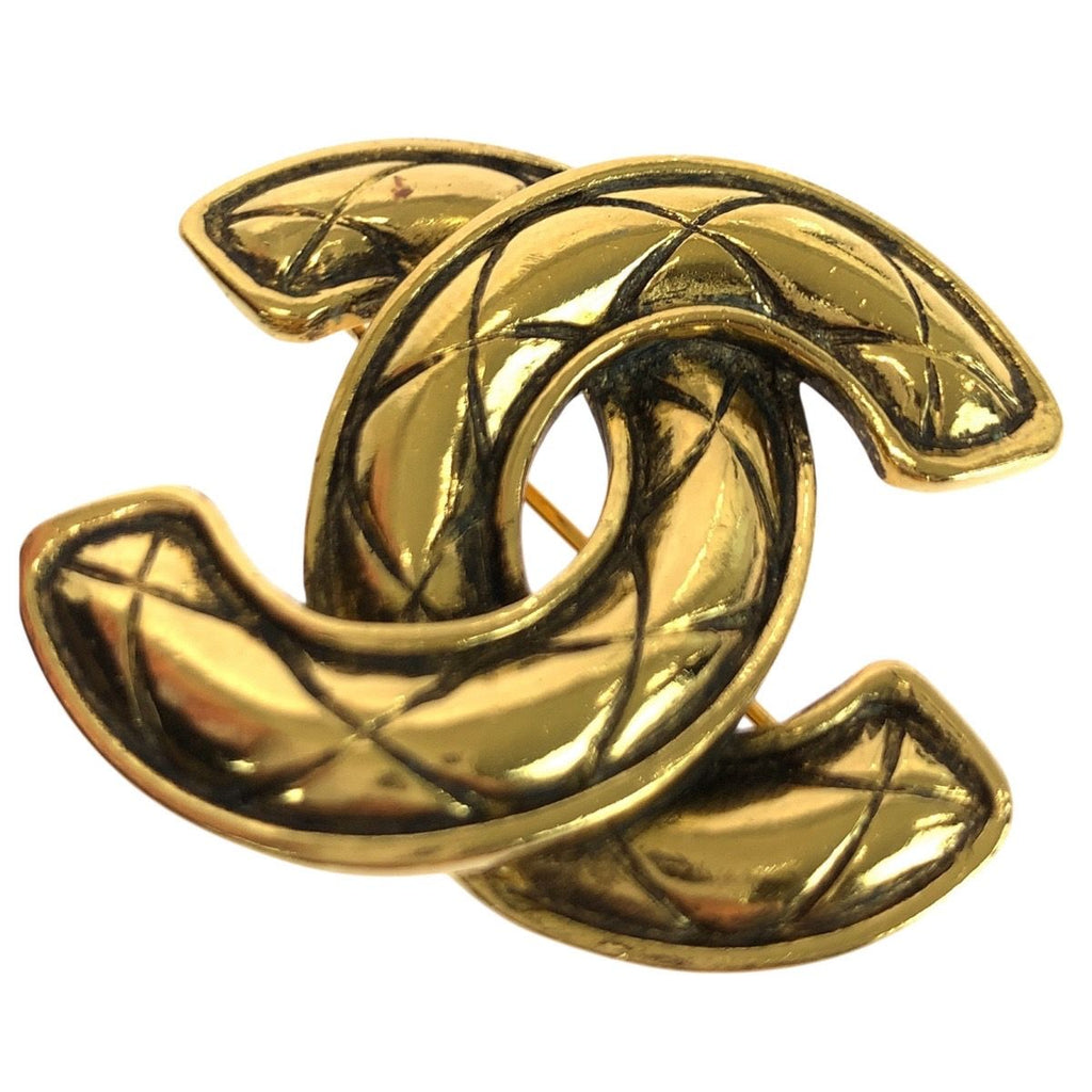 Chanel Vintage CC Logo Gold Metal Brooch — view 5