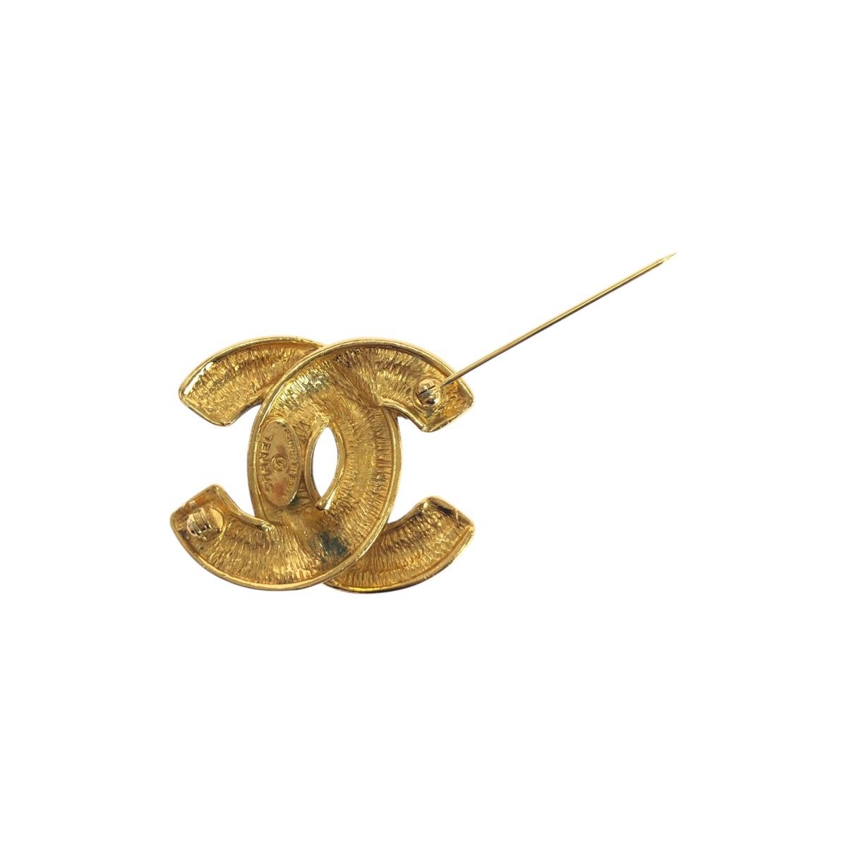 Chanel Vintage CC Logo Gold Metal Brooch — view 4