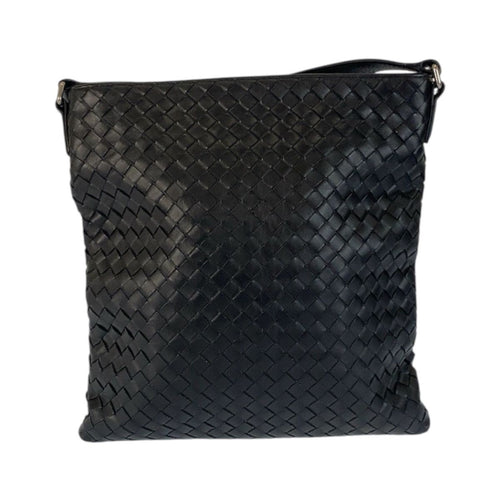 Bottega Veneta Intrecciato Black Shoulder Bag Pochette — view 2