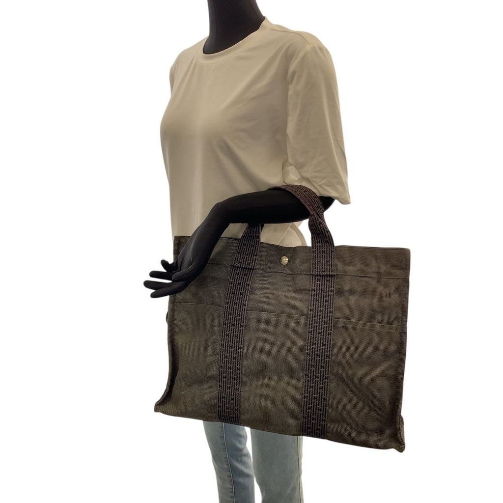 Hermes Her Line MM Gray Silver Canvas Tote — view 7