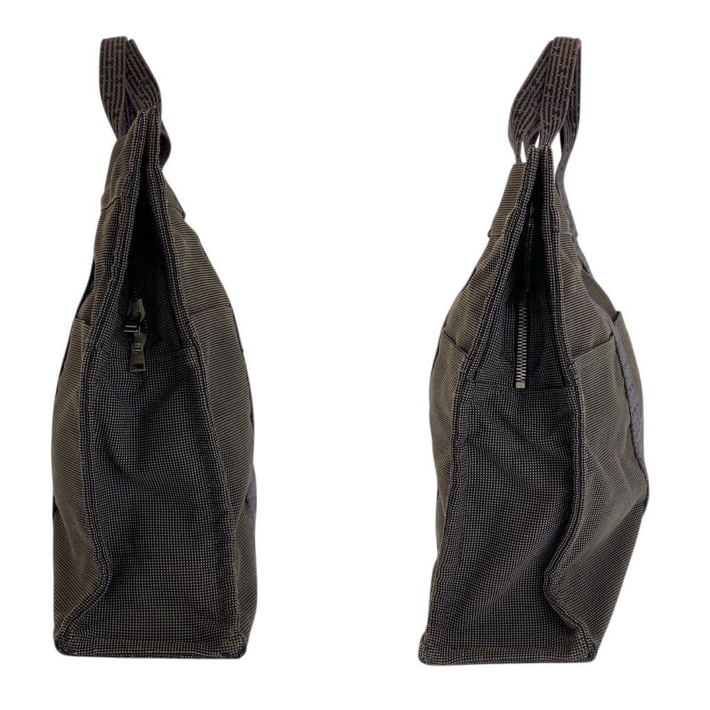 Hermes Her Line MM Gray Silver Canvas Tote — view 8