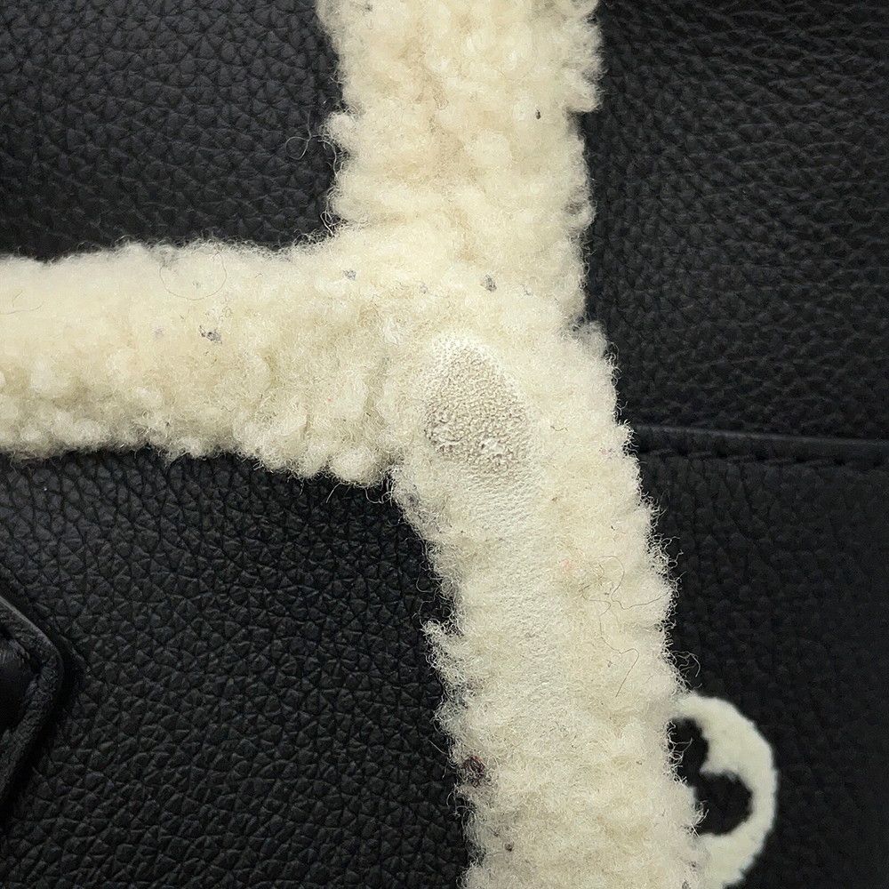 Louis Vuitton Handbag Shearling Calf Leather on My Side MM 2-Way Black — view 7