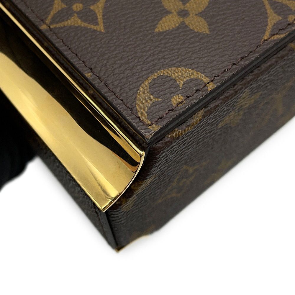 Louis Vuitton Monogram Camera Box 2-Way Shoulder Bag — view 8