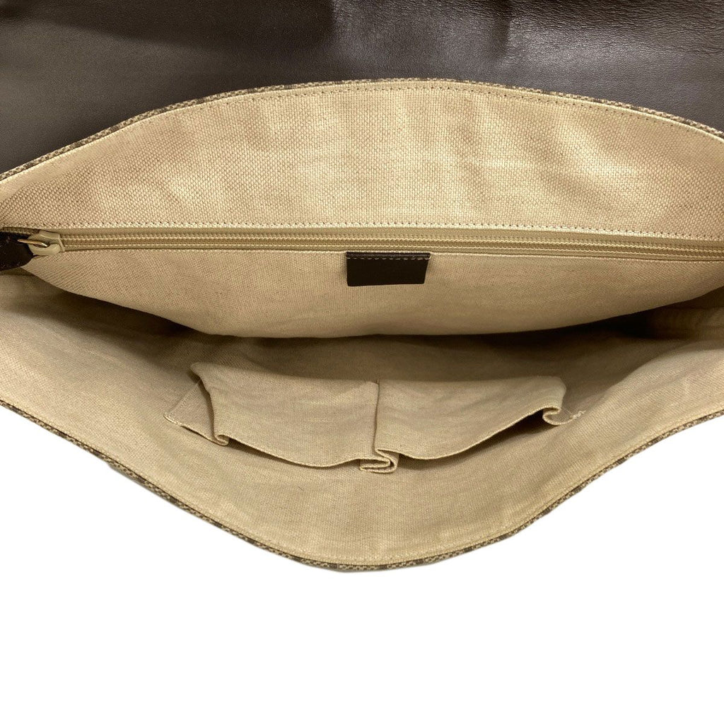 Gucci GG Supreme Shoulder Bag — view 5