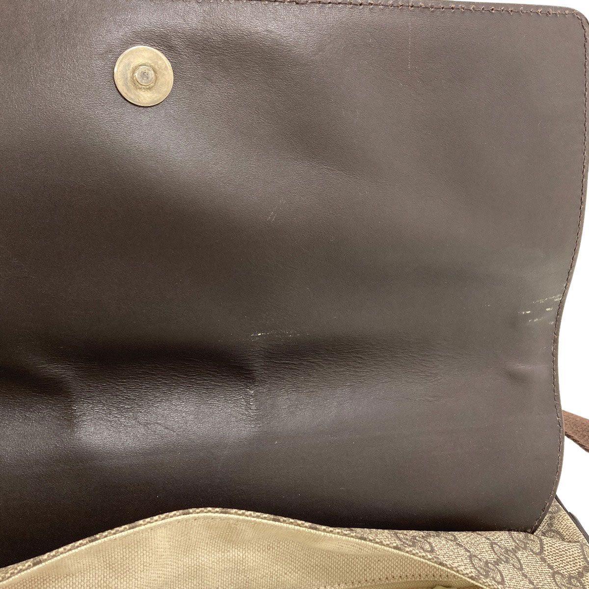 Gucci GG Supreme Shoulder Bag — view 8