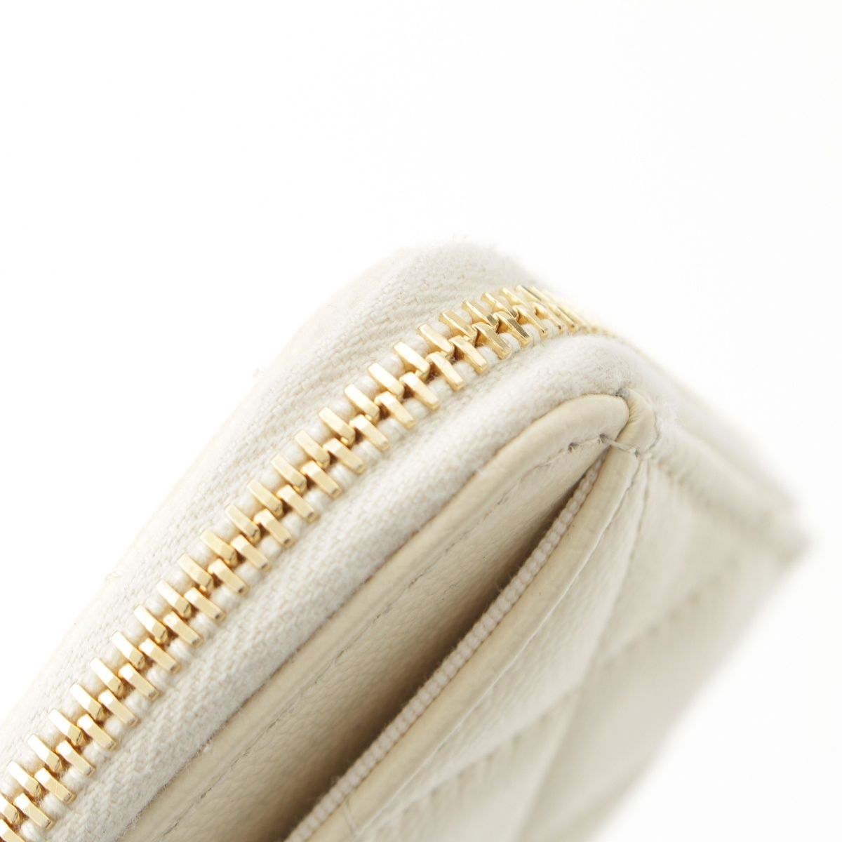 Chanel Caviar Leather Fragment Coin Card Case Compact Wallet White — view 7