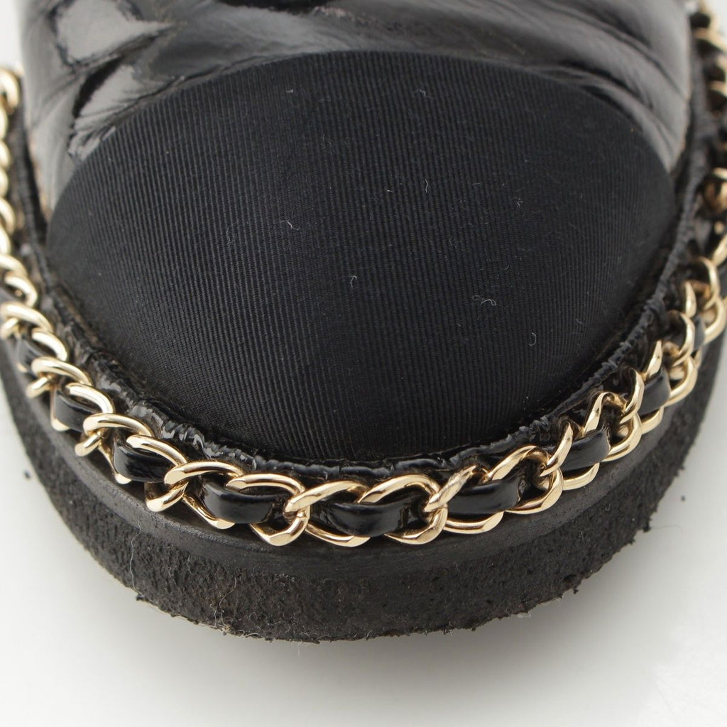 Chanel Leather CC Logo Chain Boots Shoes Black 36c — view 8