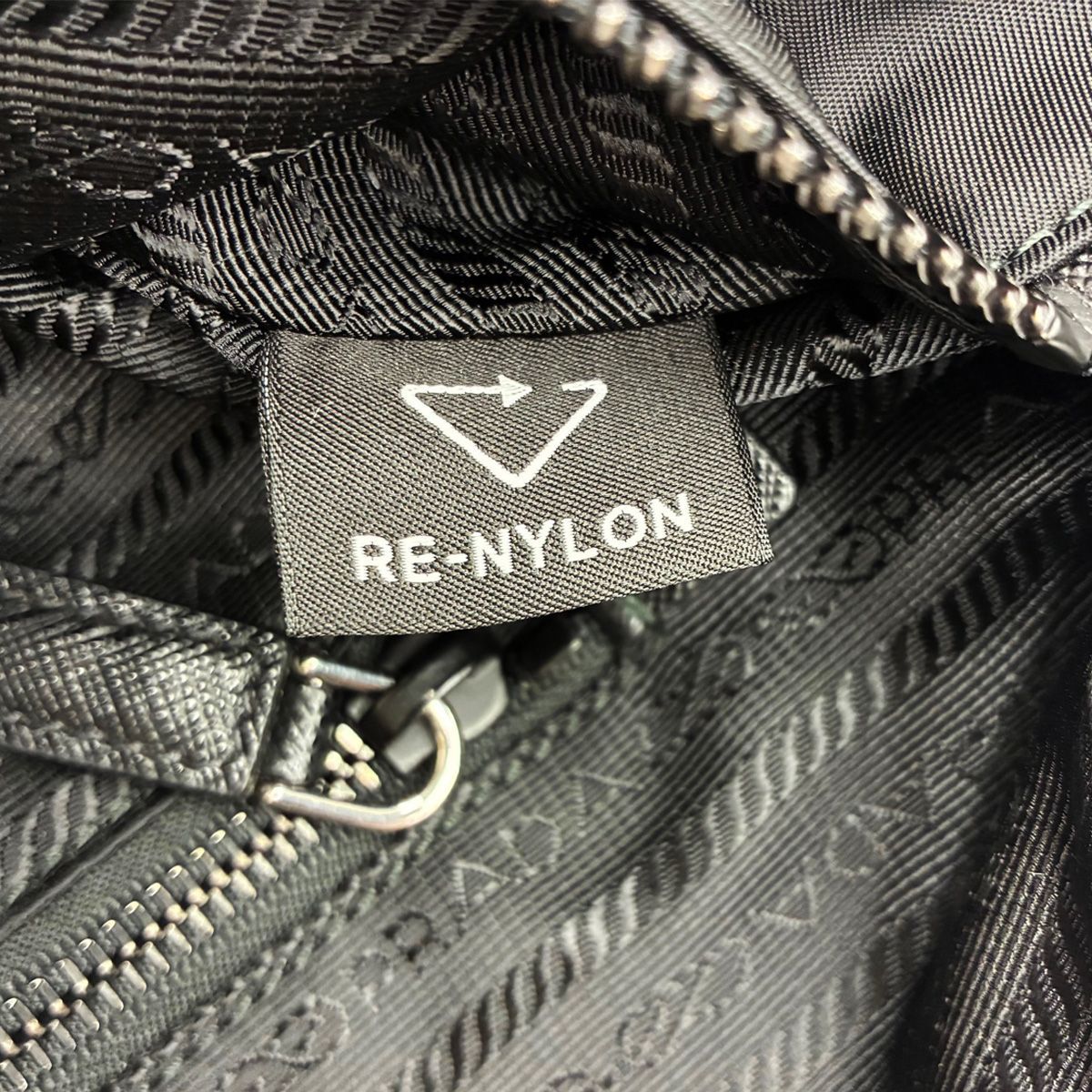 Prada Re-Nylon Sapphia Leather Belt Bag Black — view 7