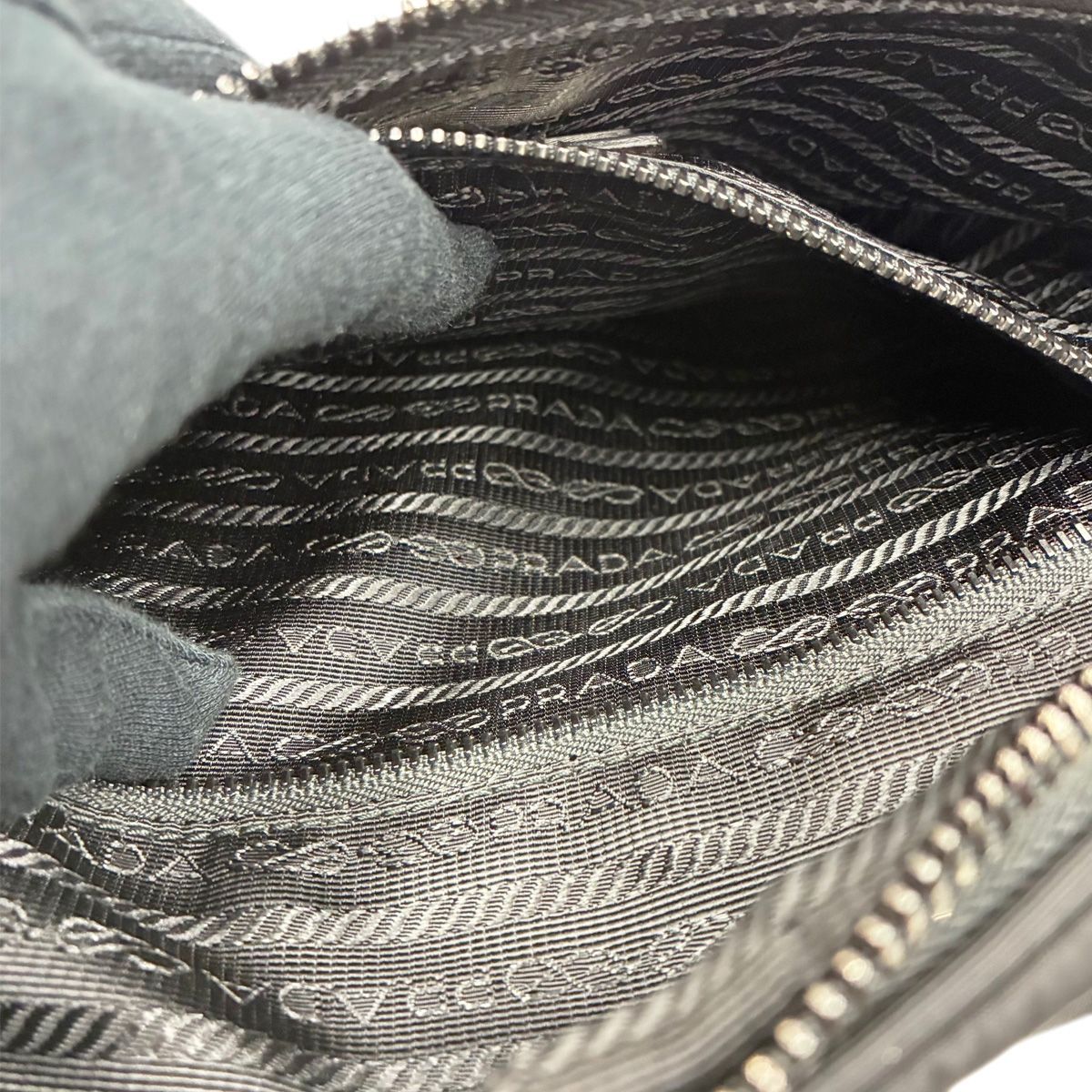 Prada Re-Nylon Sapphia Leather Belt Bag Black — view 9