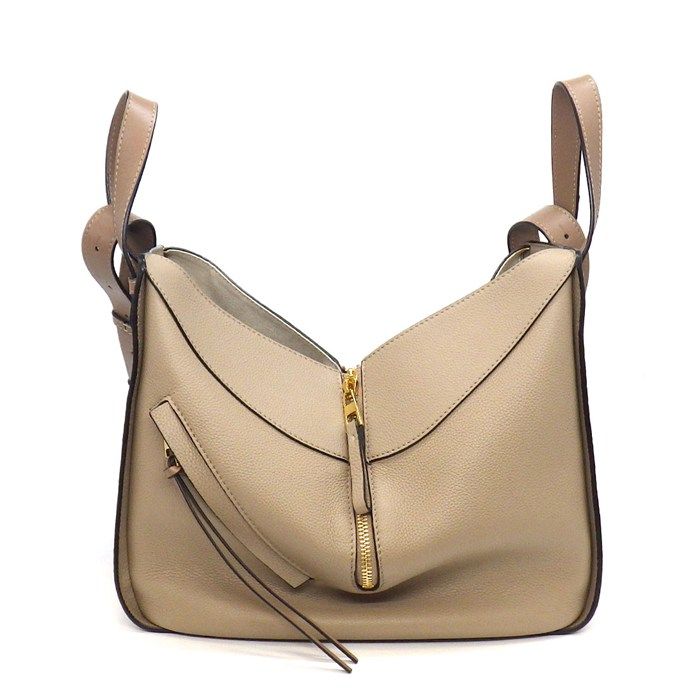 Loewe Shoulder Bag Hammock Small Sand Soft Grain Calf Gold — view 3