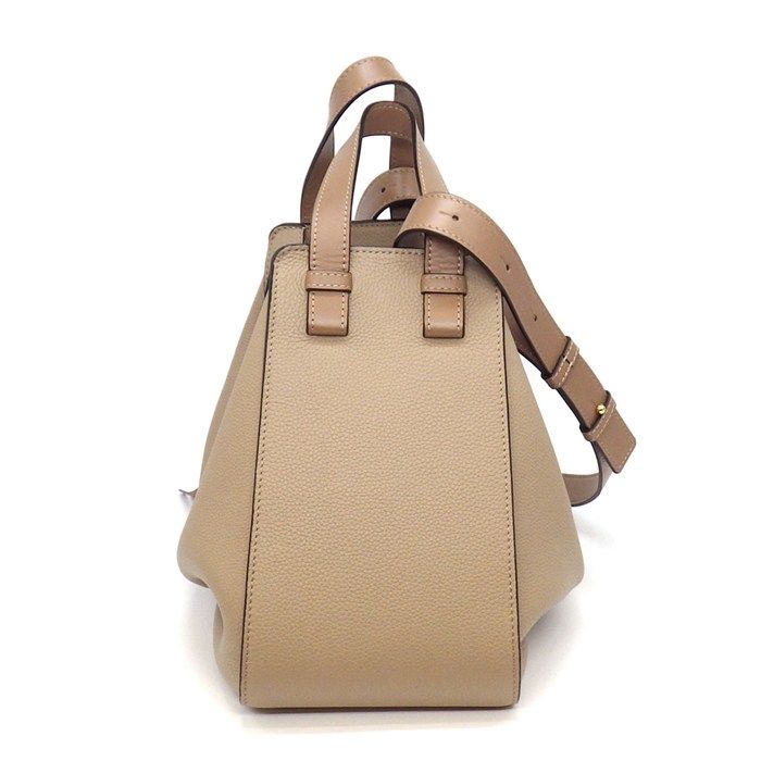 Loewe Shoulder Bag Hammock Small Sand Soft Grain Calf Gold — view 2