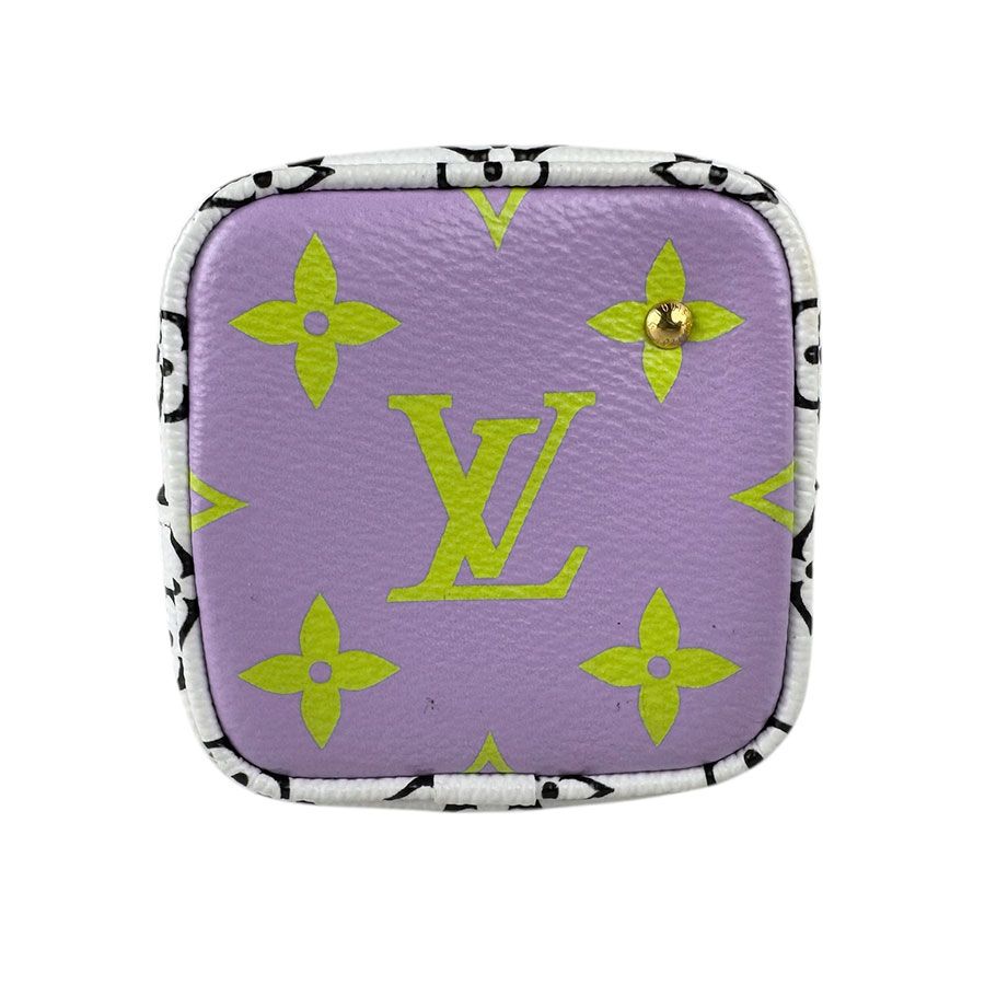 Louis Vuitton Pouch Monogram Giant Porte-Monnaie Cube — view 4