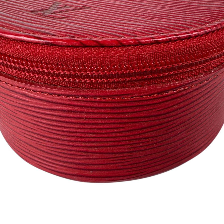 Louis Vuitton Pouch Ecrin Bijou — view 9
