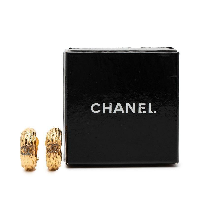 Chanel CC Logo Vintage Earrings Gold Plated — view 4