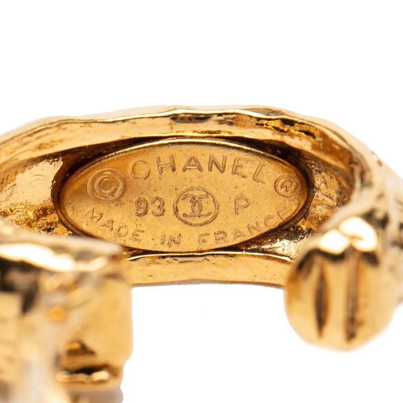 Chanel CC Logo Vintage Earrings Gold Plated — view 3