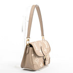 Louis Vuitton Shoulder Bag Diane — view 2