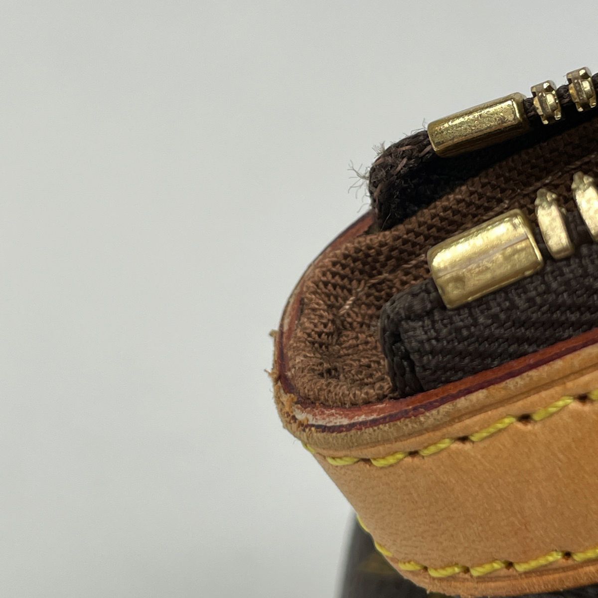 Louis Vuitton Tivoli PM Tote Monogram Brown — view 5
