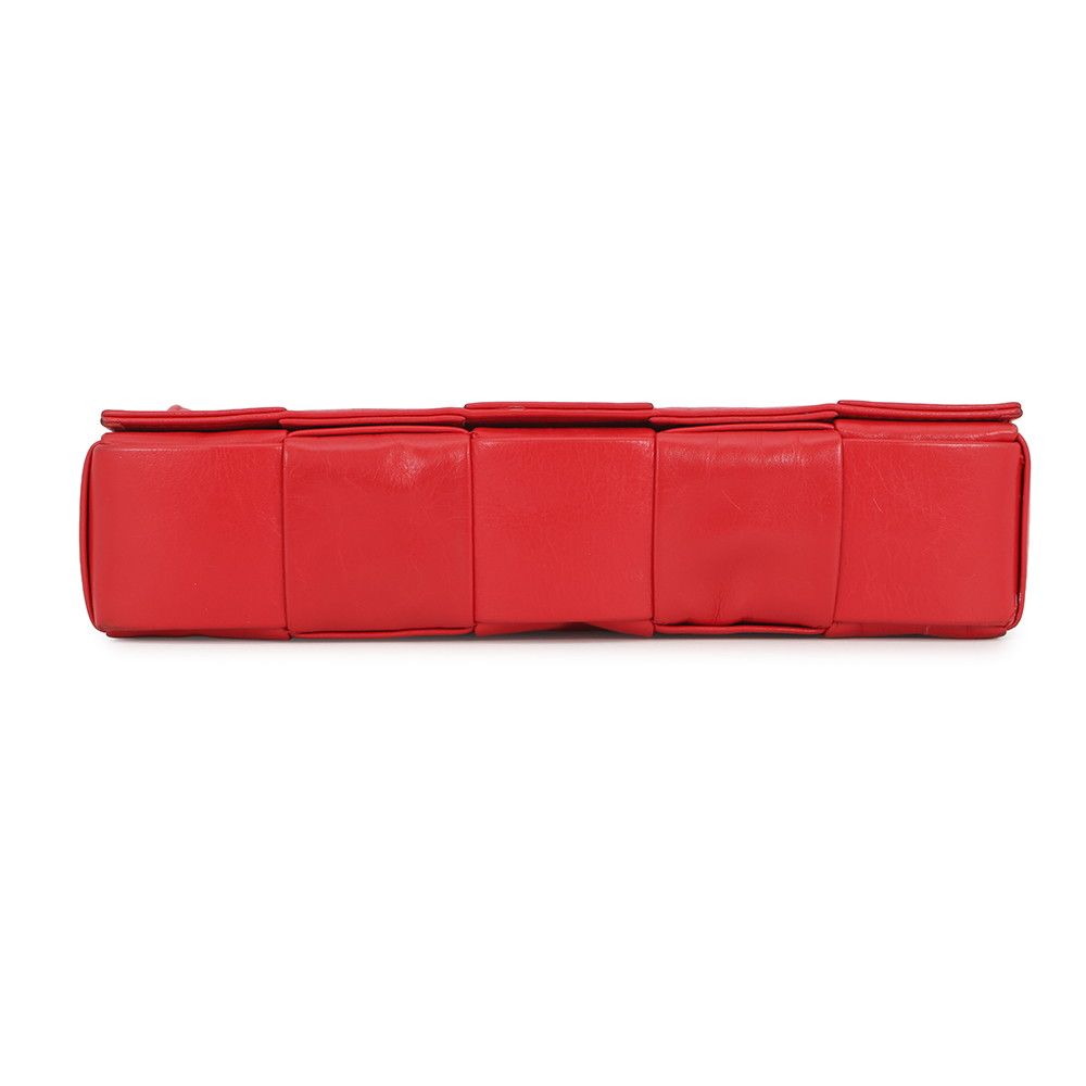 Bottega Veneta Shoulder Bag Maxi Intrecciato Cassette Leather — view 3