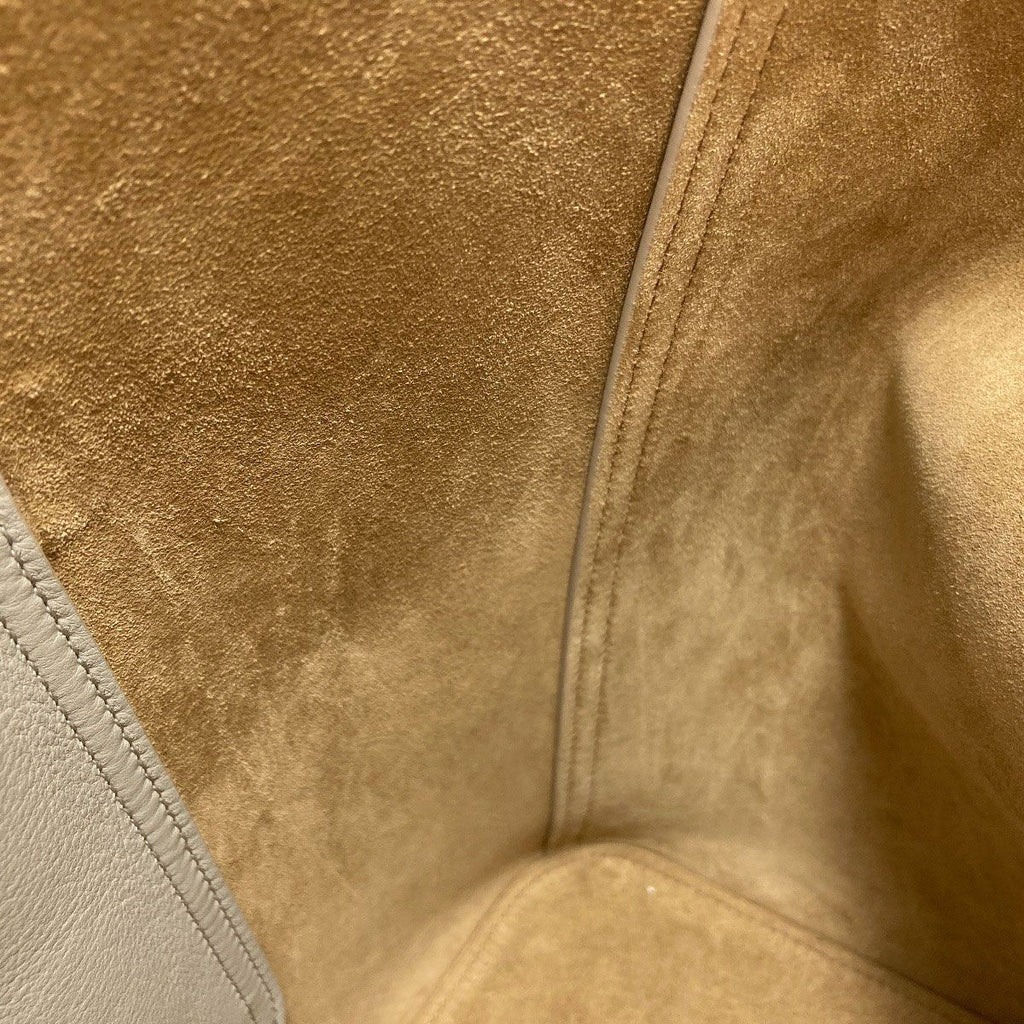 Loewe Pebble Bucket Bag Calf — view 8