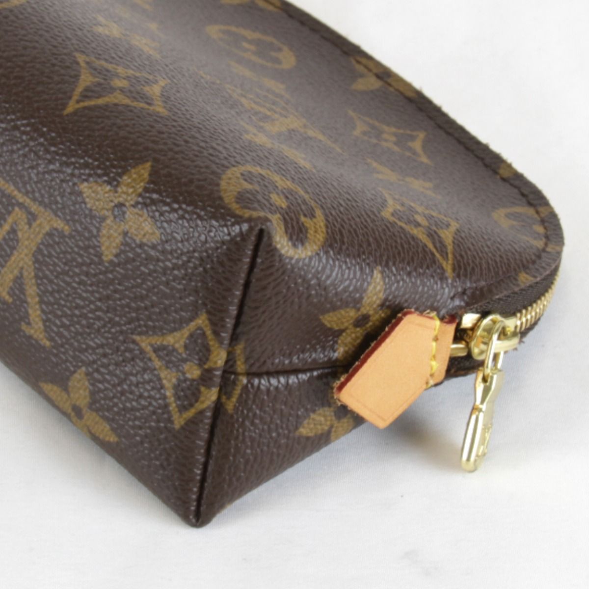 Louis Vuitton Pochette Cosmetic PM Makeup Pouch Monogram Canvas Brown — view 3