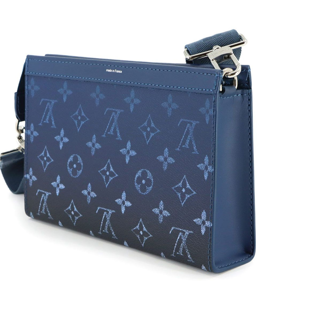 Louis Vuitton Monogram Gradient Gaston Wearable Wallet — view 4