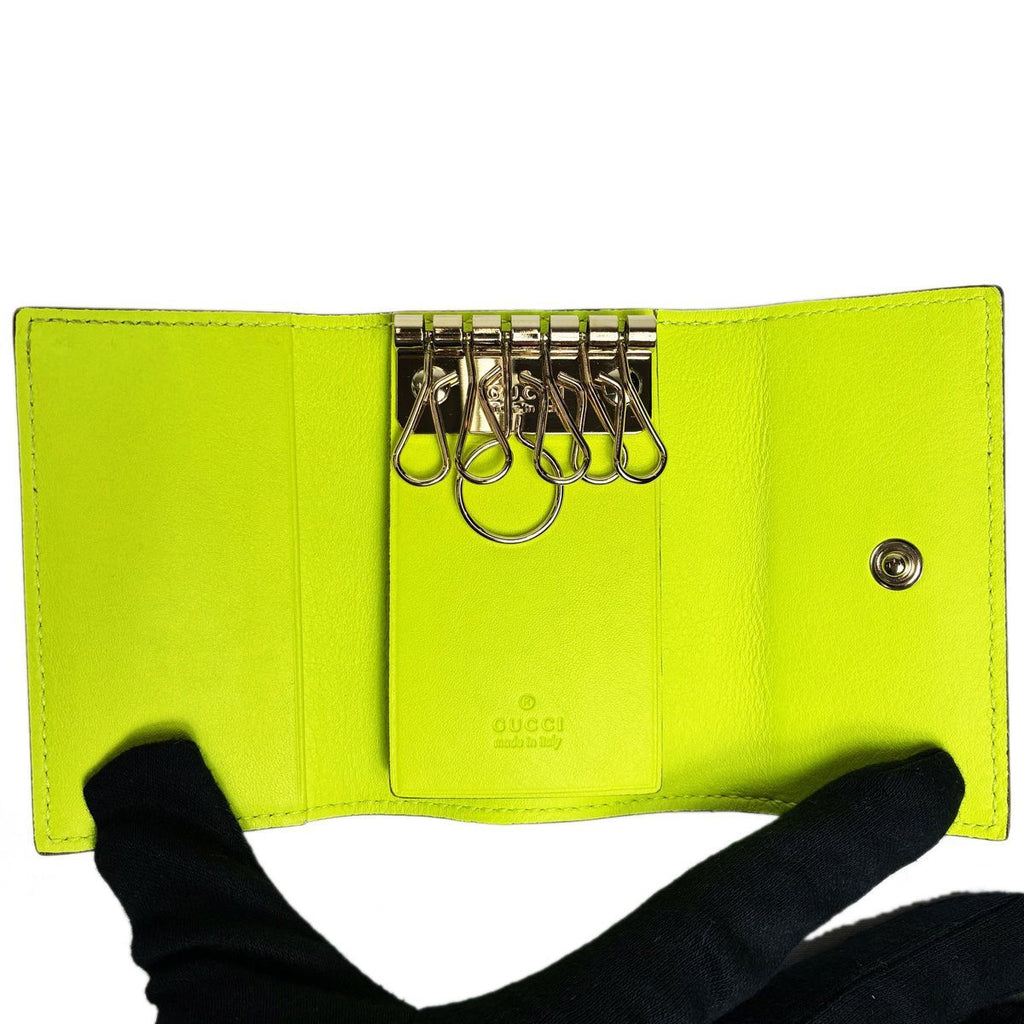Gucci Key Case 6 Key Neon Heart GG Yellow Key Holder — view 8